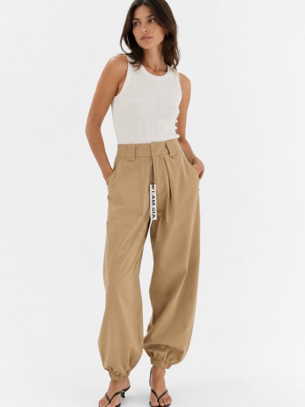 Nwt I AM GIA TAN KHAKI COBAIN CARGO HIGH WAISTED PUFFY PANTS - XS